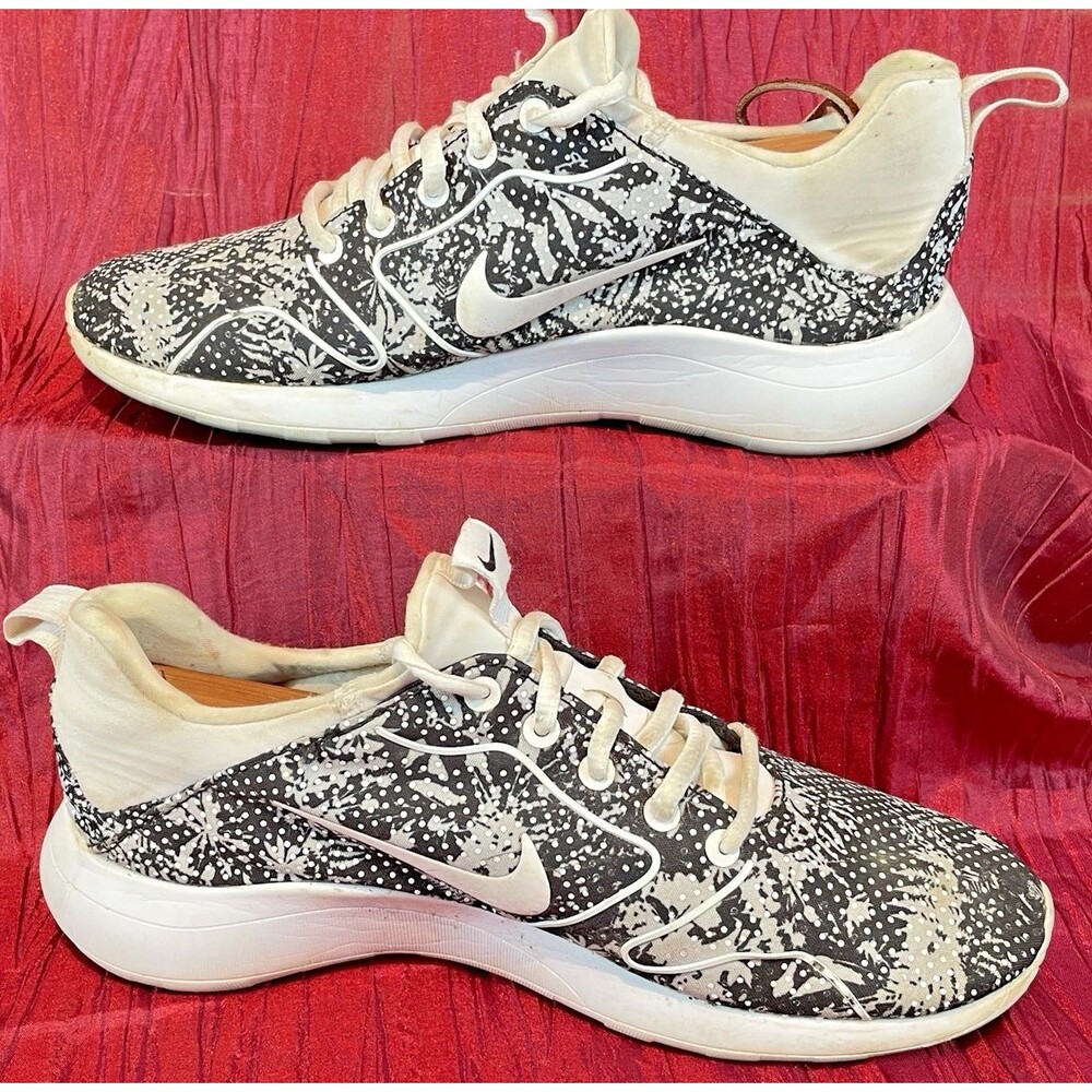 Womens Nike 7 Kaishi 2.0 #833667-011 White/Black Design Running Shoes sz 7 - Picture 3 of 8